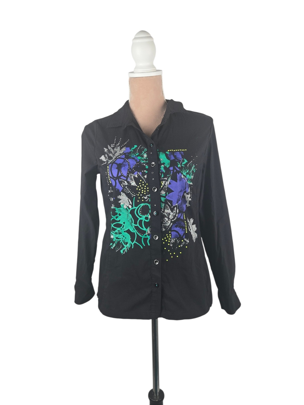 Dolcezza Abstract Floral Print Button Front Top in Black Size Small